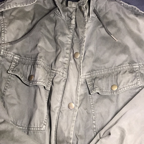 Aritzia Talula Trooper Utility Jacket in M - Picture 5 of 12